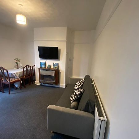 Room 2 Peaceful Stay Near Derby City Centre מראה חיצוני תמונה