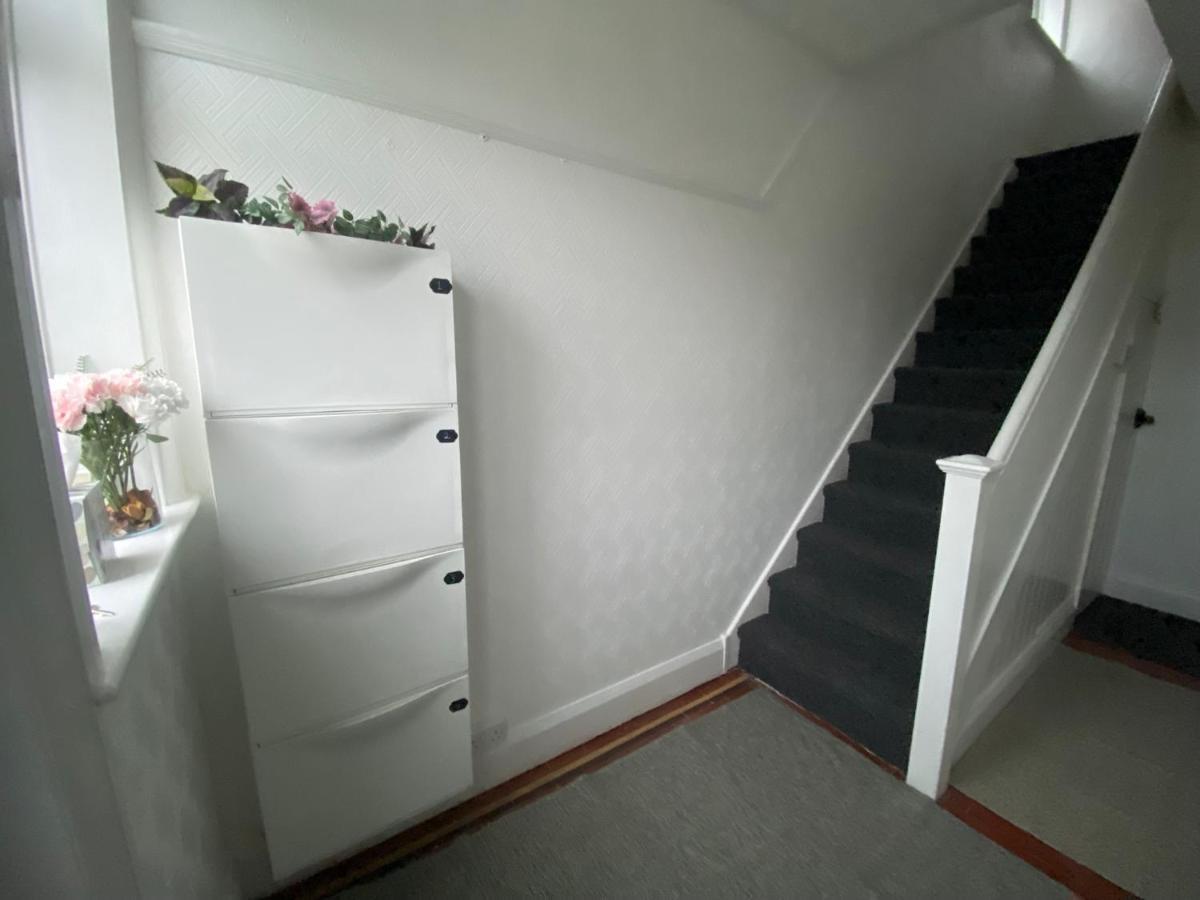 Room 2 Peaceful Stay Near Derby City Centre מראה חיצוני תמונה