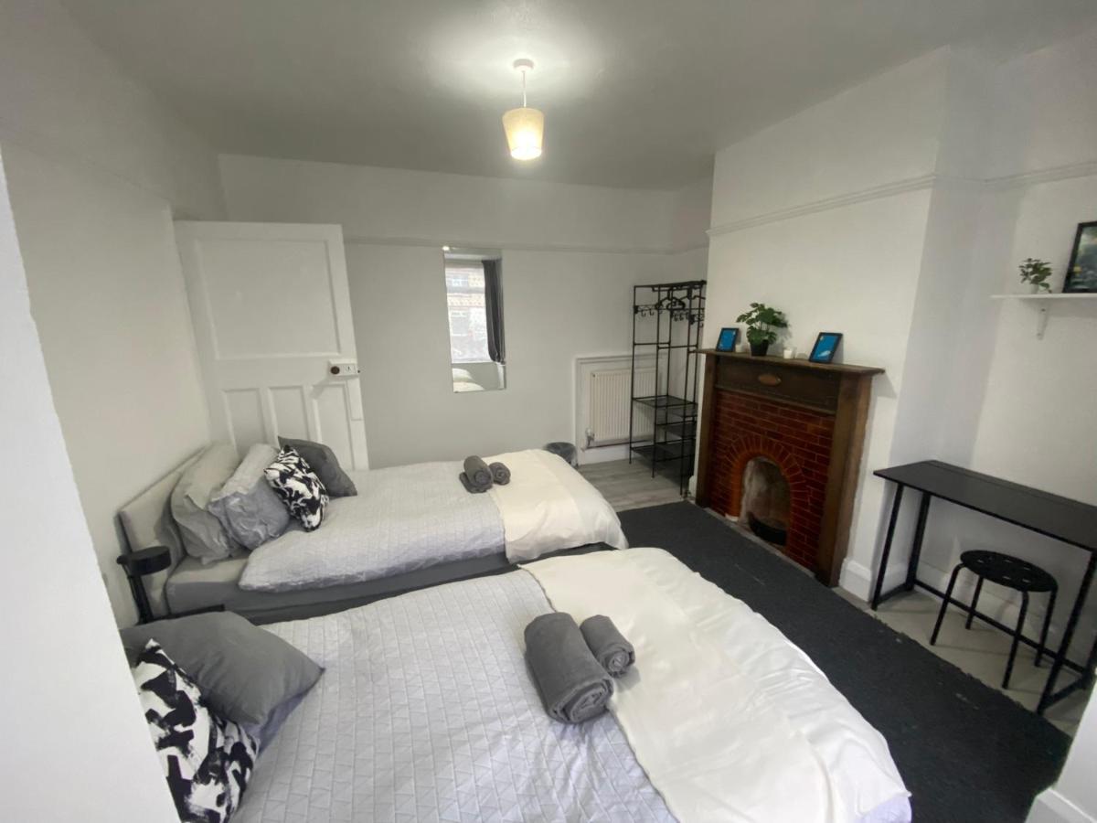 Room 2 Peaceful Stay Near Derby City Centre מראה חיצוני תמונה